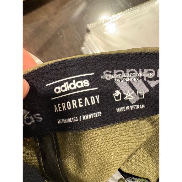 Adidas Gameday III AEROREADY Flex Hat - Olive - Picture 7 of 7